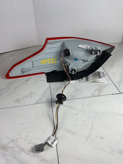 Tail Light Assembly FORD FOCUS Left 15 16 17 185