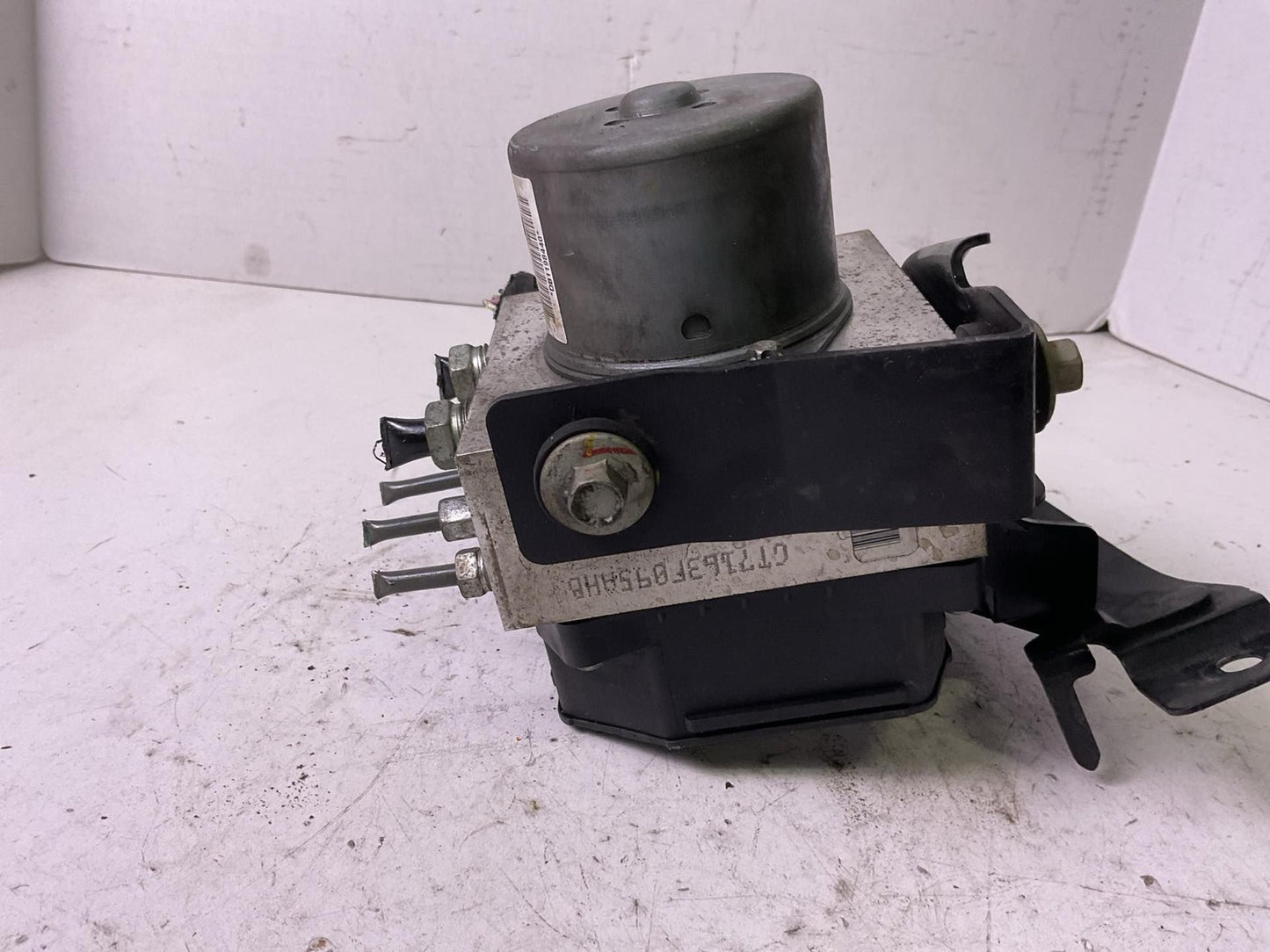 Anti-lock Brake Parts For 2008 2009 MAZDA CX93