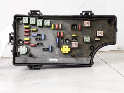 Cabin Fuse Box CHRYSLER 200 121