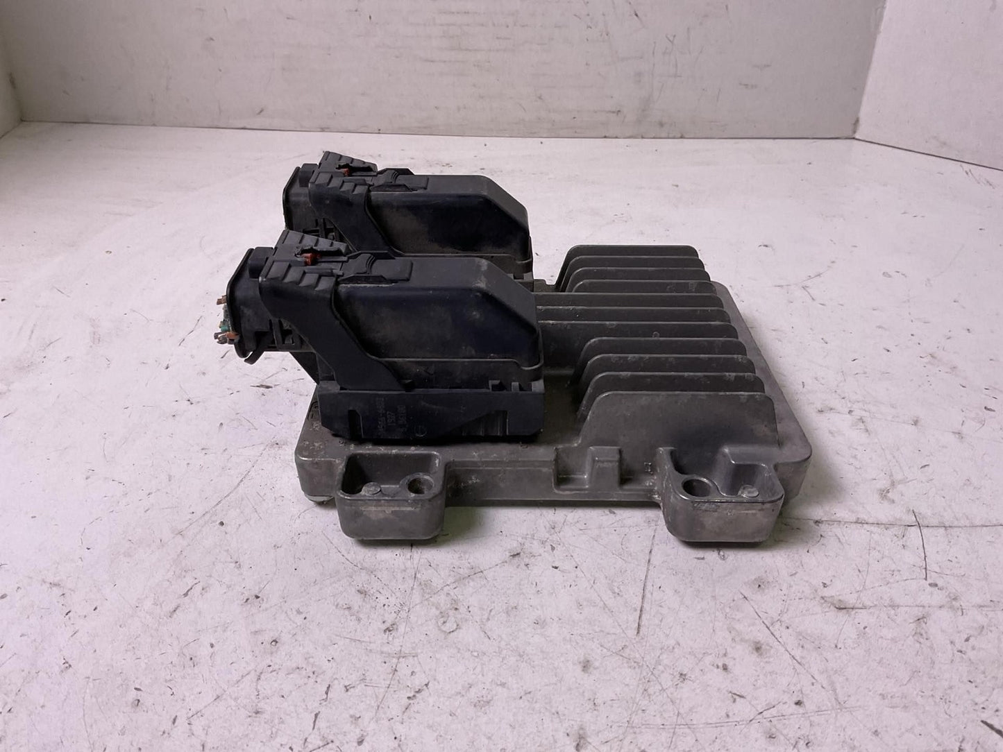 Engine/motor Brain Box ESCALADE ESV 081