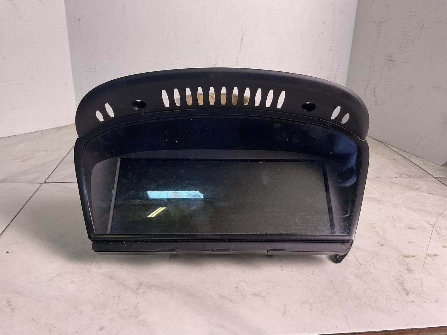 Info-gps-tv Screen BMW 545I 04 050