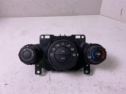 Heater A/c Control FORD FIESTA 14 15 16 17 18 190