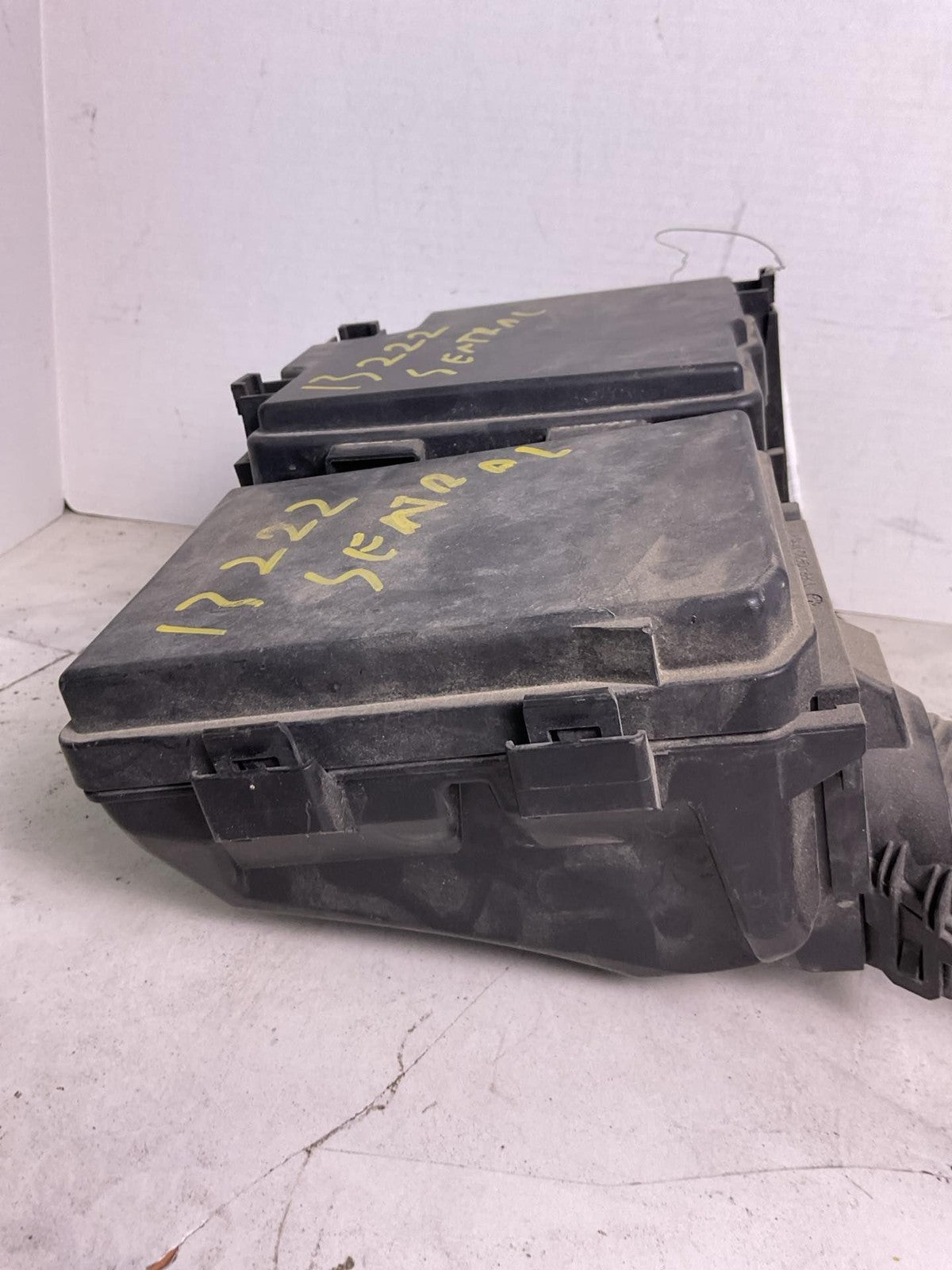 Engine Fuse Box NISSAN SENTRA 20 21 22 23 243