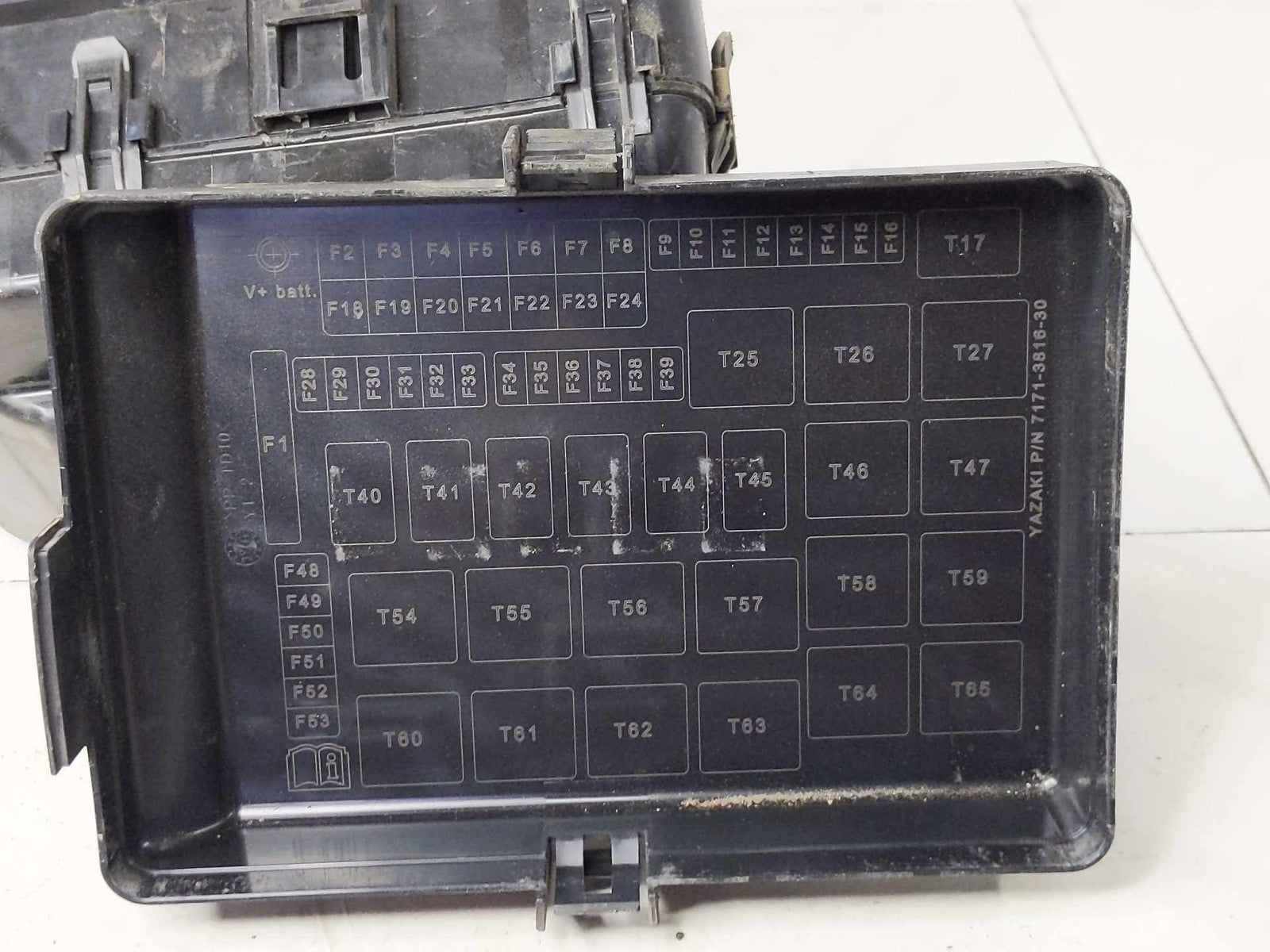 Engine Fuse Box MASERATI GHIBLI 179