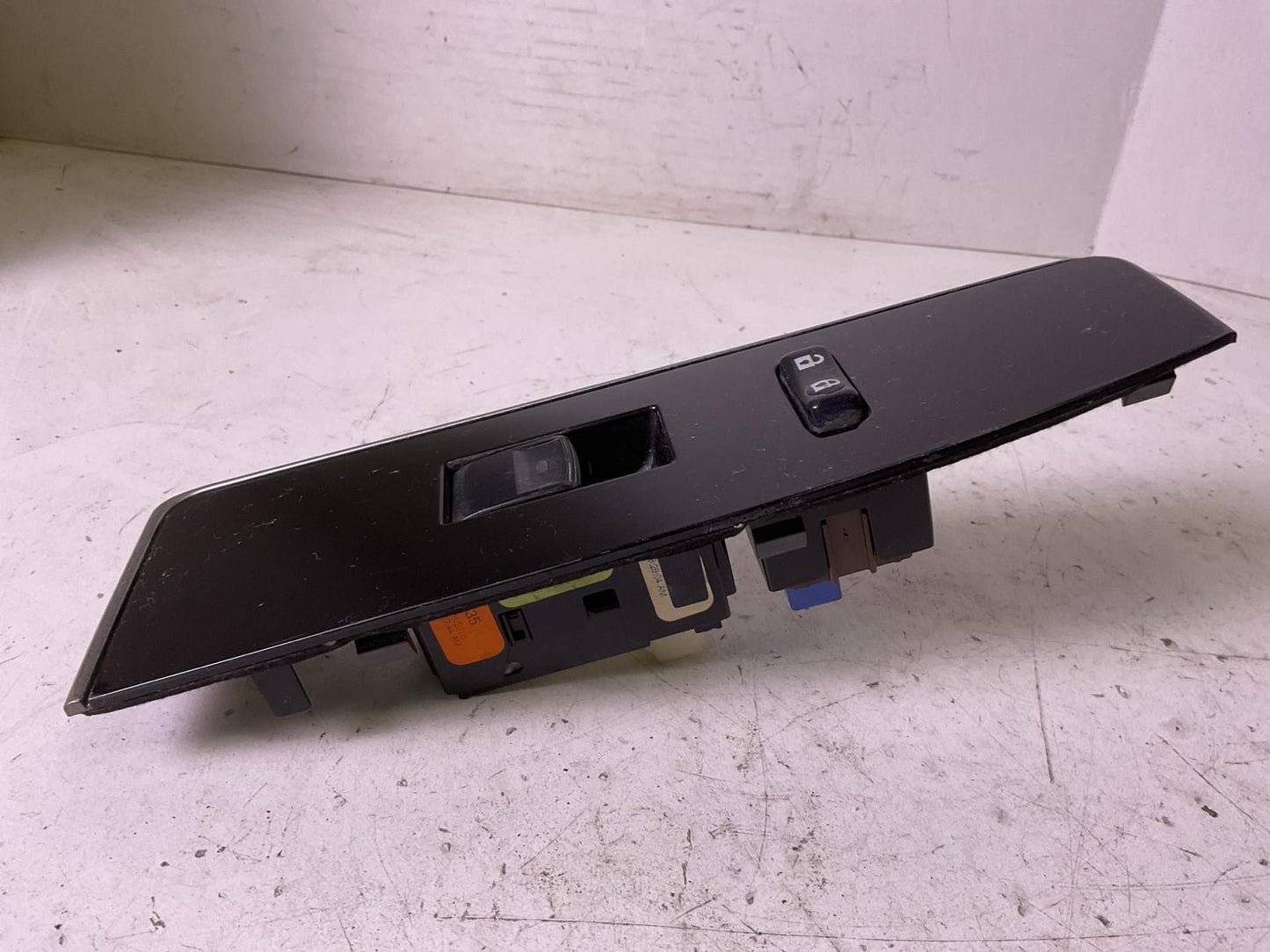 Door Switch Front LEXUS ES350 162