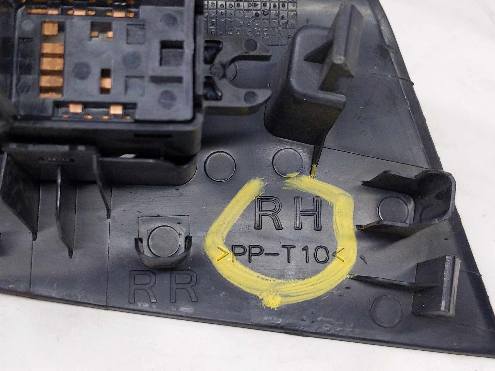 Door Switch Front NISSAN SENTRA 13 14 15 16 17 18 197