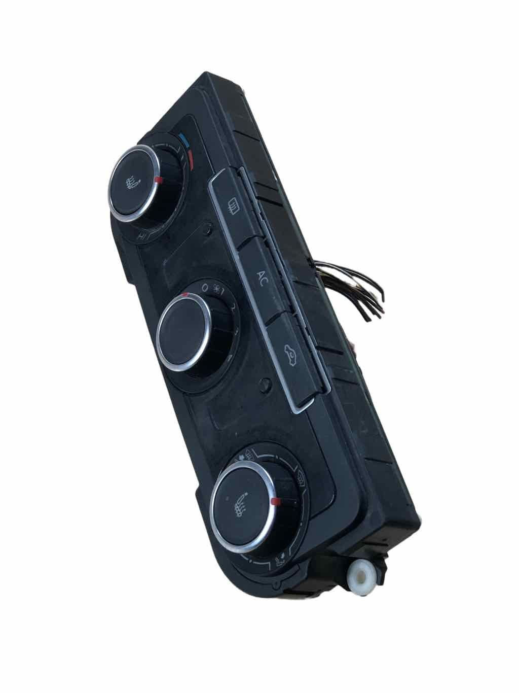 Heater A/c Control VW GOLF GTI 12 13 141