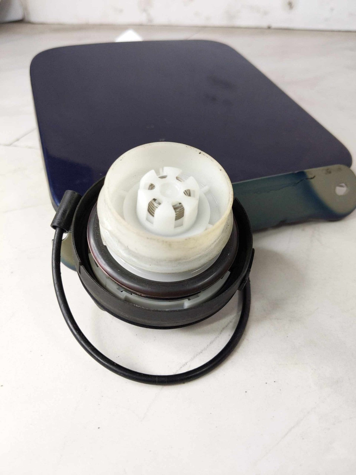 Fuel Tank Door NISSAN VERSA 12 13 14 15 16 17 18 197