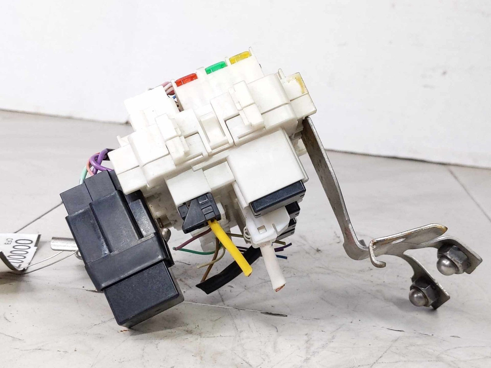 Cabin Fuse Box NISSAN ALTIMA 198