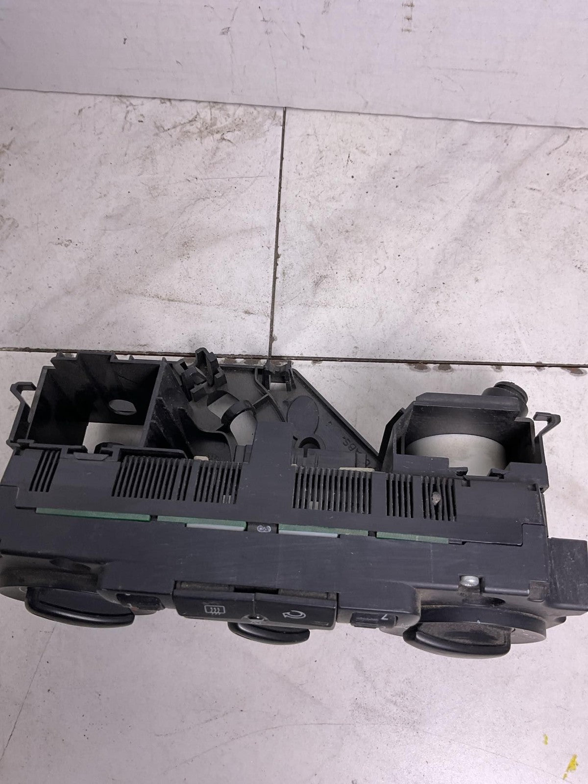 Heater A/c Control JETTA EXCEPT GLI 091