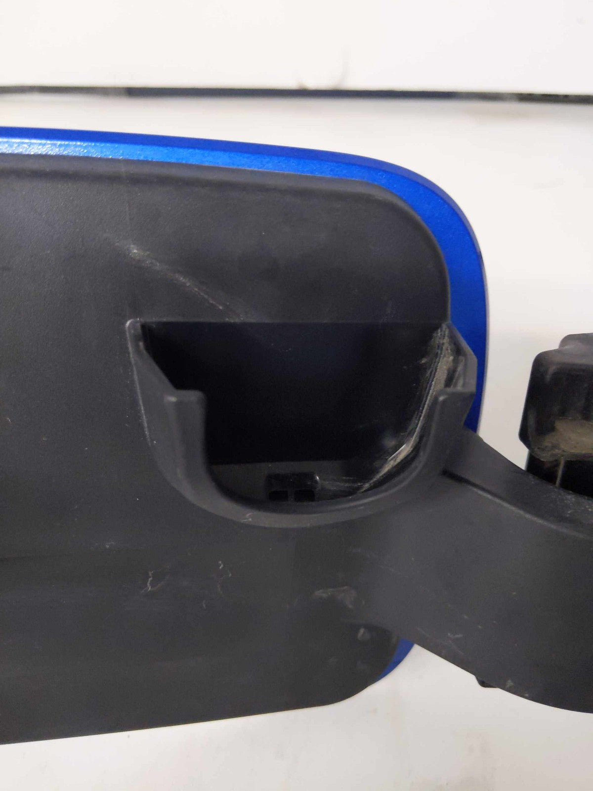 Fuel Tank Door NISSAN VERSA 213