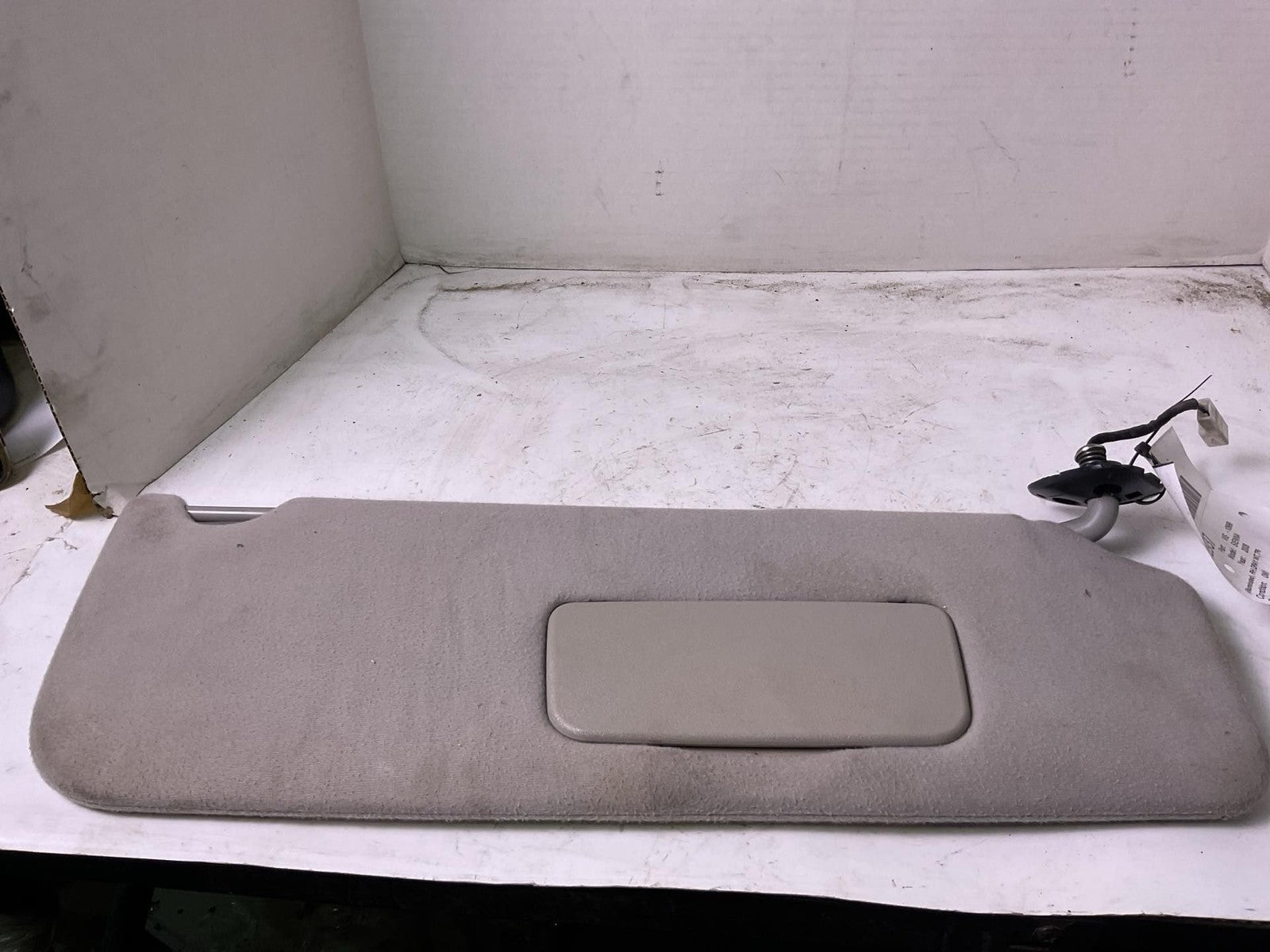Sun Visor TOYOTA SIENNA Right 05 06 07 08 09 100