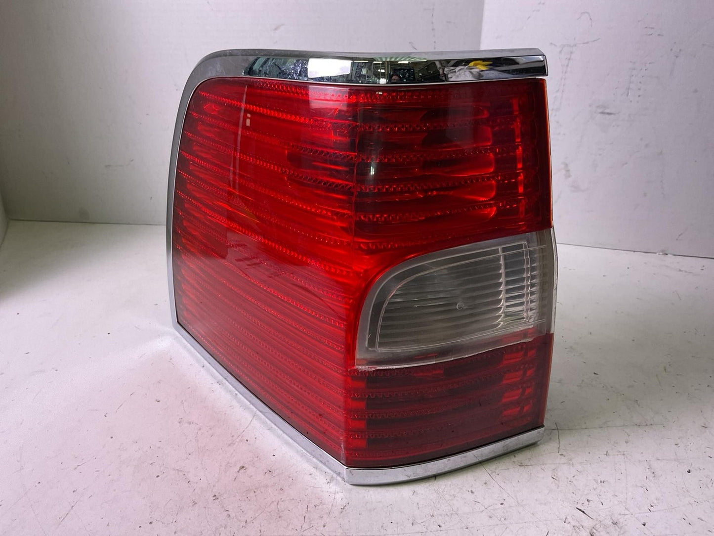 Tail Light Assembly LINCOLN NAVIGATOR Left 07 08 09 10 11 12 13 140