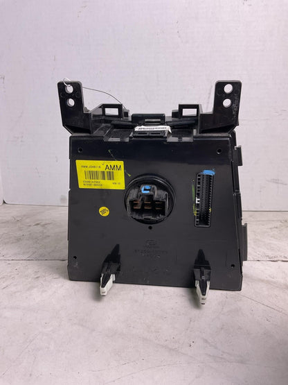 Heater A/c Control HYUNDAI ELANTRA 14 15 162