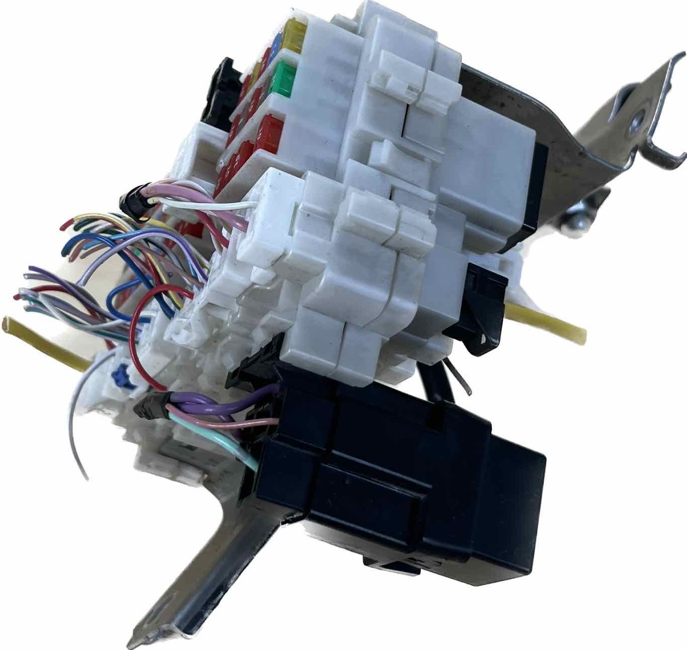 Cabin Fuse Box NISSAN ALTIMA 192