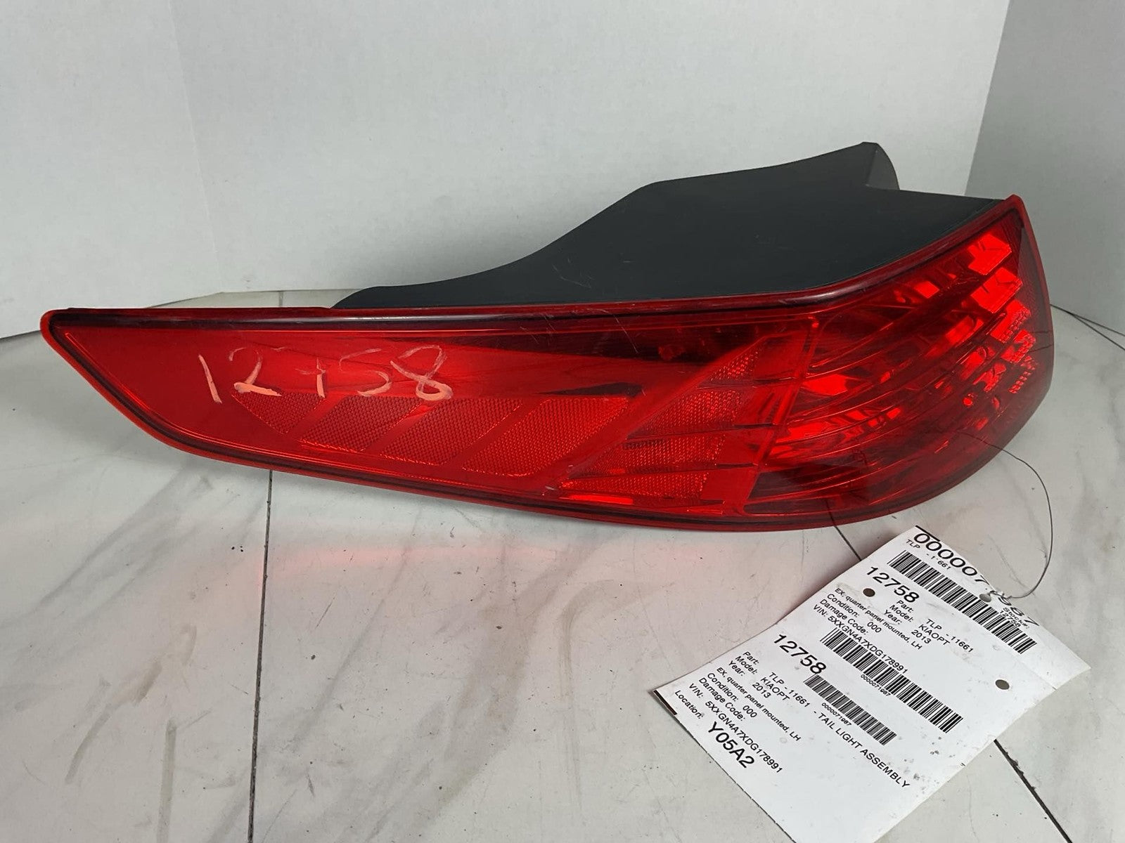 Tail Light Assembly KIA OPTIMA Left 11 12 131