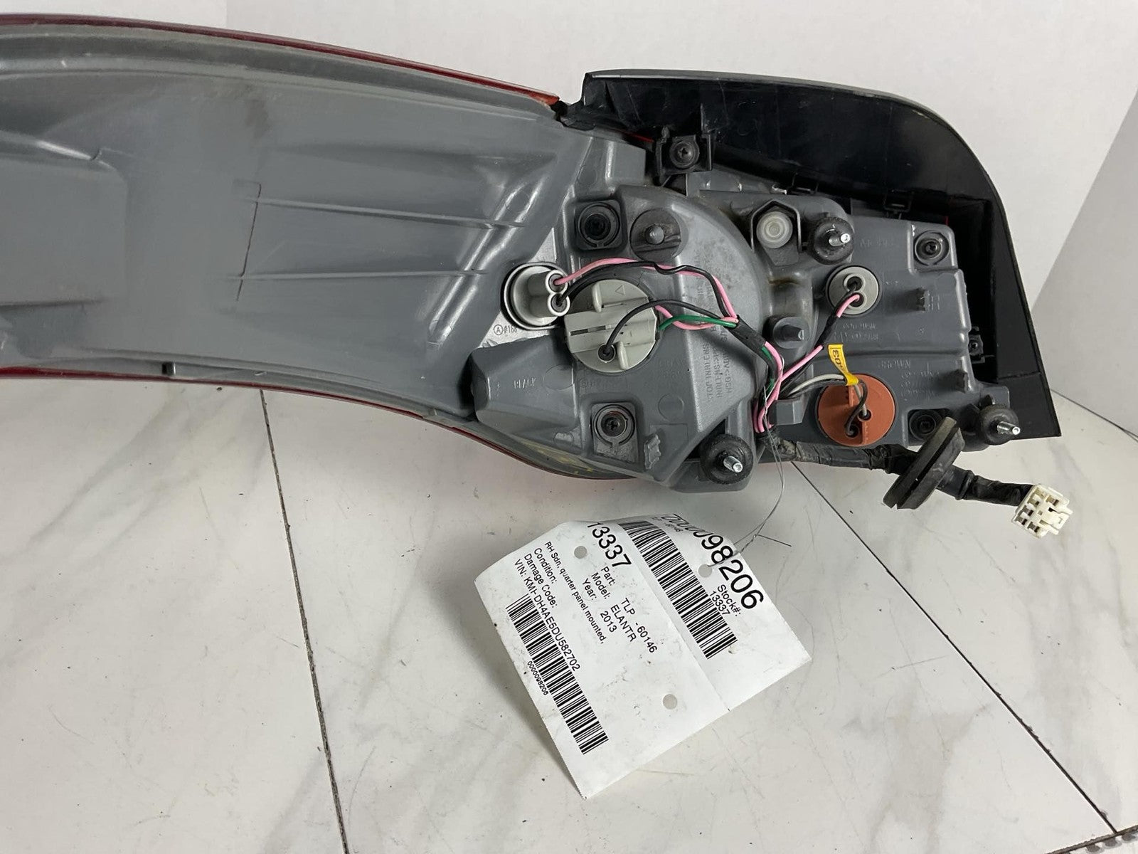 Tail Light Assembly HYUNDAI ELANTRA Right 11 12 134