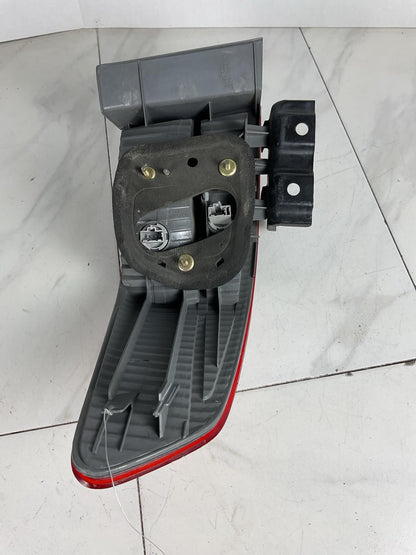 Tail Light Assembly HONDA ACCORD Right 03 04 056