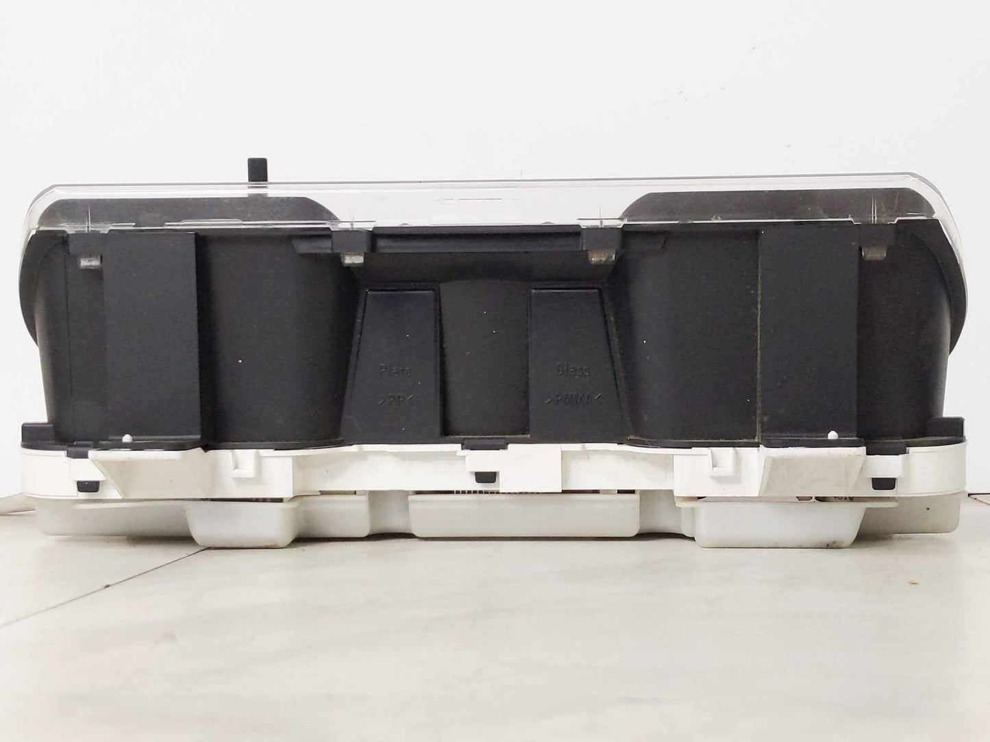 Speedometer TOYOTA HIGHLANDER 01 02 034