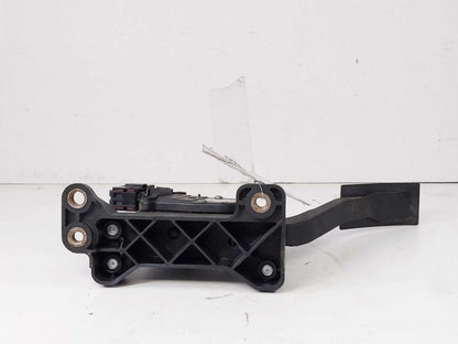 Gas Pedal NISSAN PATHFINDER 114