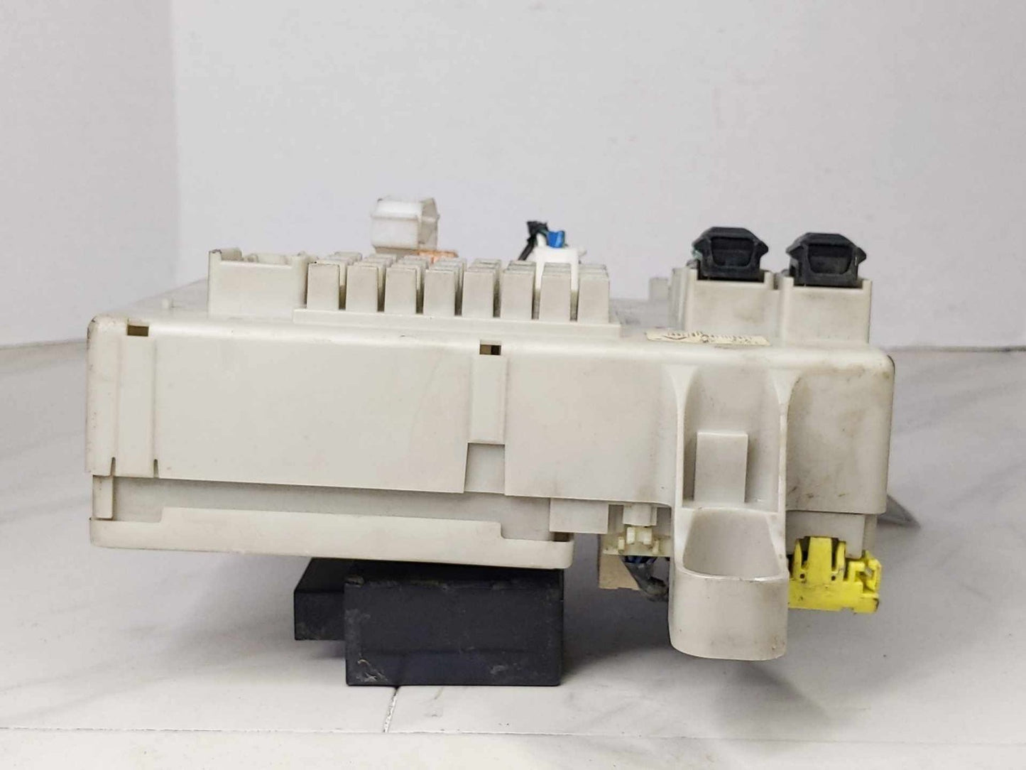 Cabin Fuse Box TOYOTA 4RUNNER 045