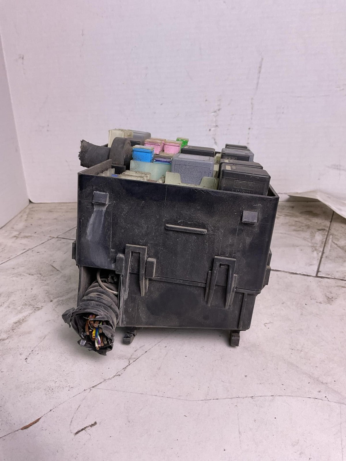 Engine Fuse Box FORD TRANSIT CONNECT 14 152