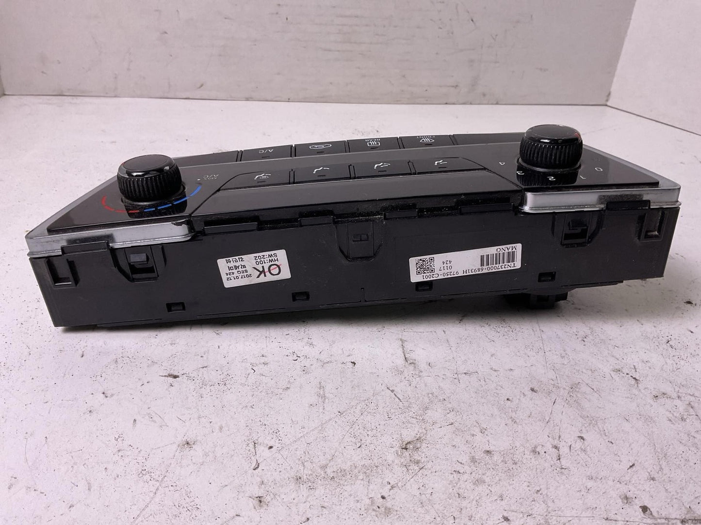 Heater A/c Control HYUNDAI SONATA 15 16 173