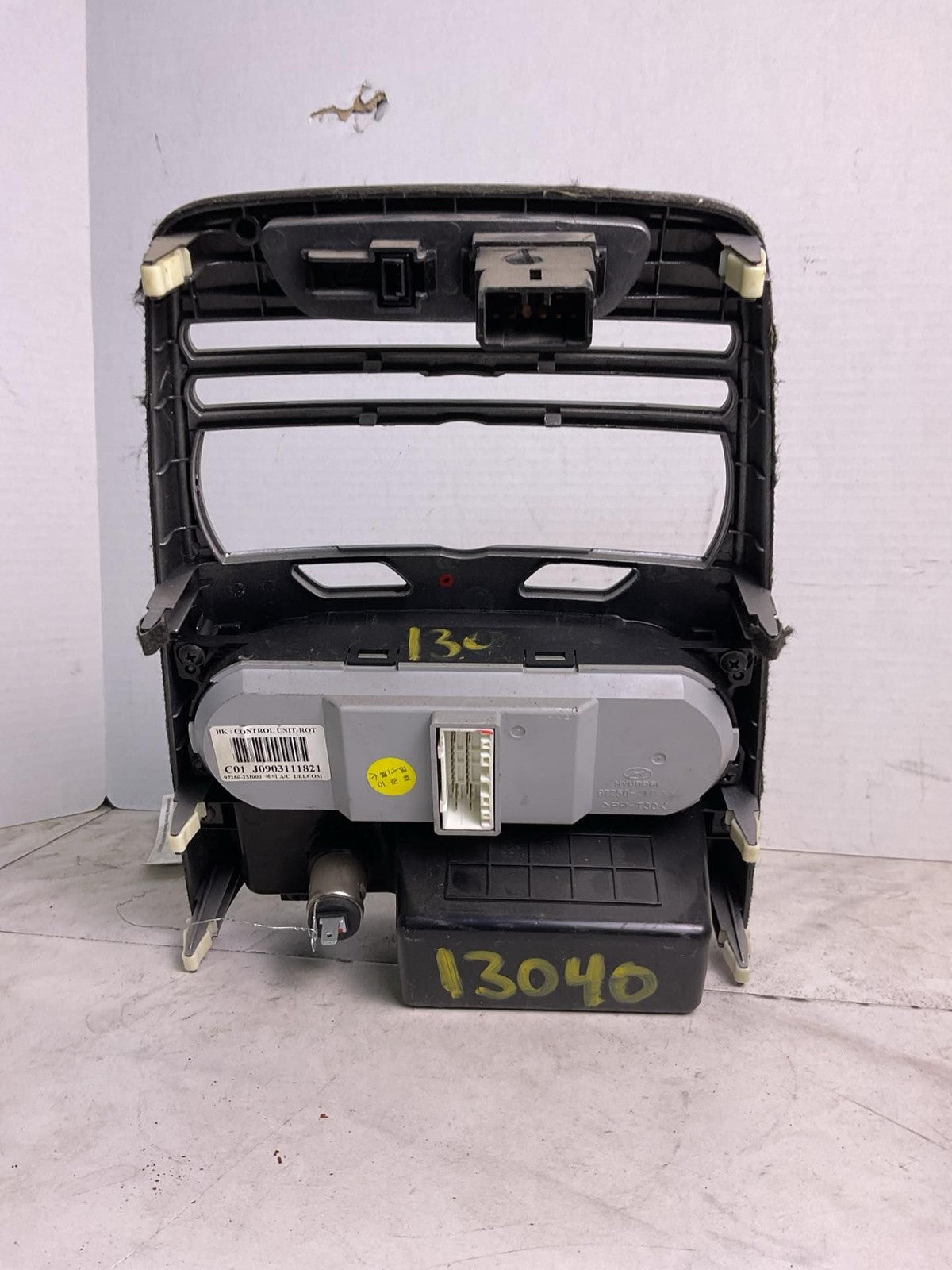 Heater A/c Control HYUNDAI GENESIS 09 10 11 122