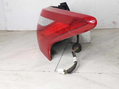 Tail Light Assembly NISSAN ALTIMA Right 16 173