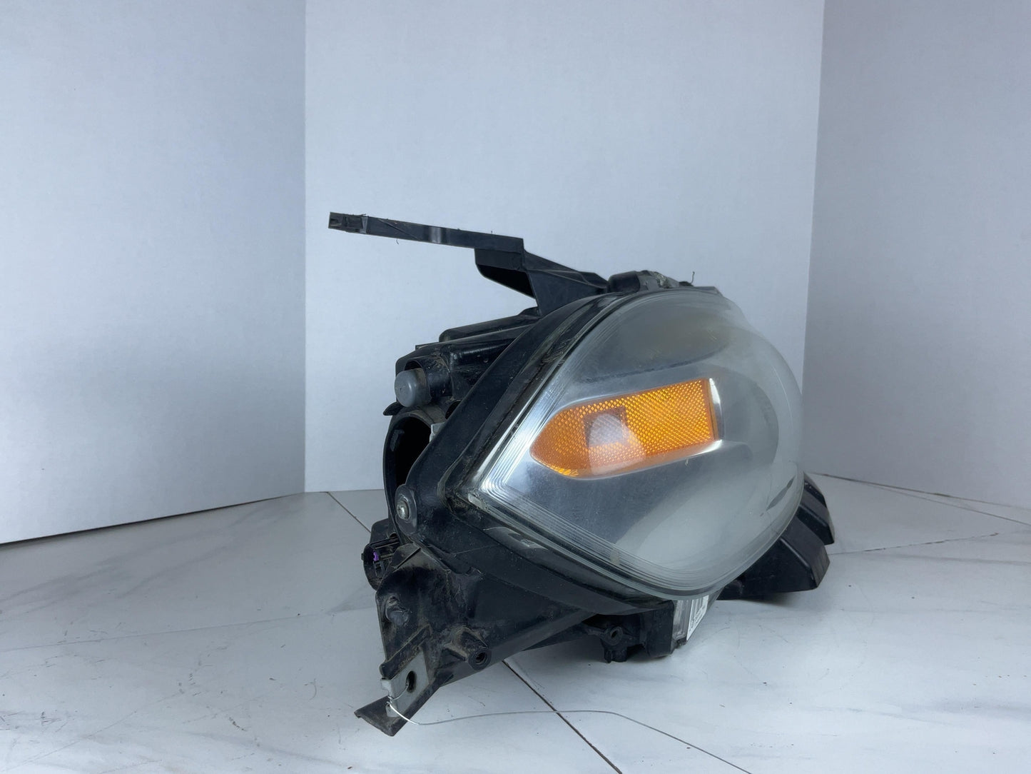 Right Passenger Side Headlamp Assembly 2013-2016 DODGE DART1