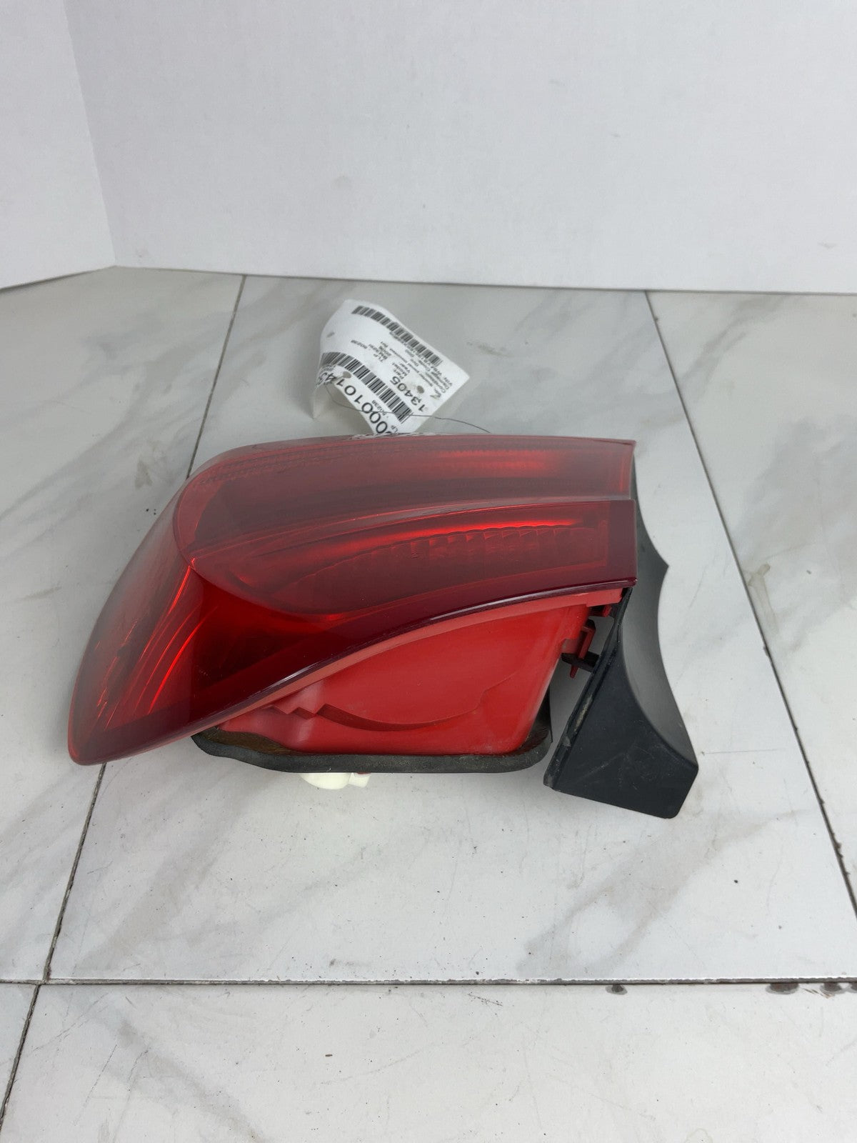 Tail Light Assembly BMW 325I Right 062