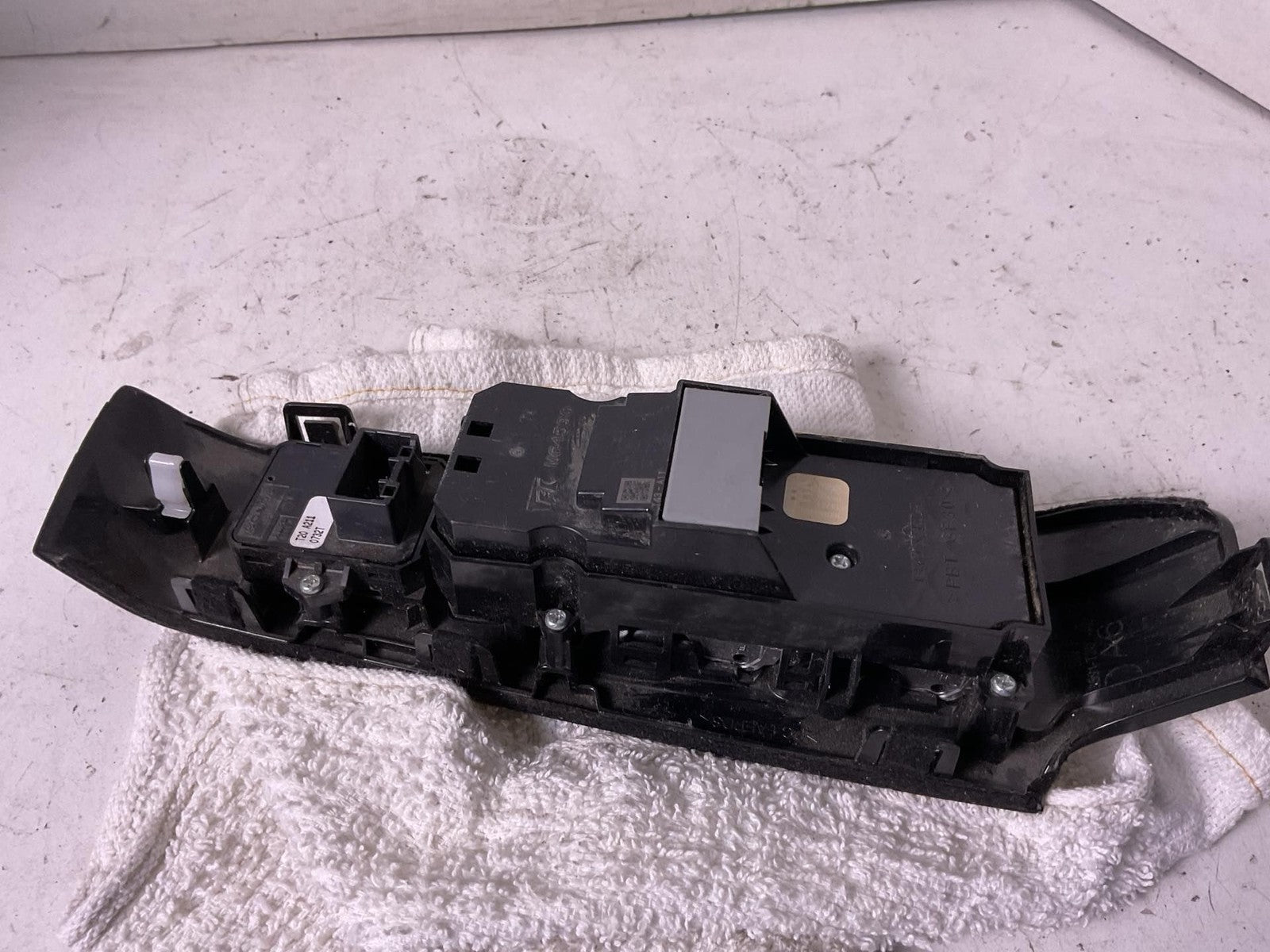 Door Switch Front HONDA CIVIC 22 23 245
