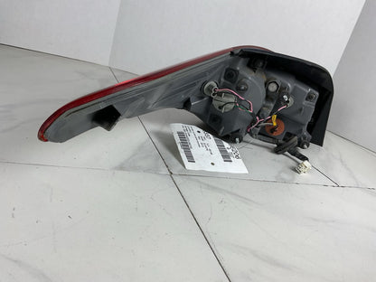 Tail Light Assembly HYUNDAI ELANTRA Right 11 12 135