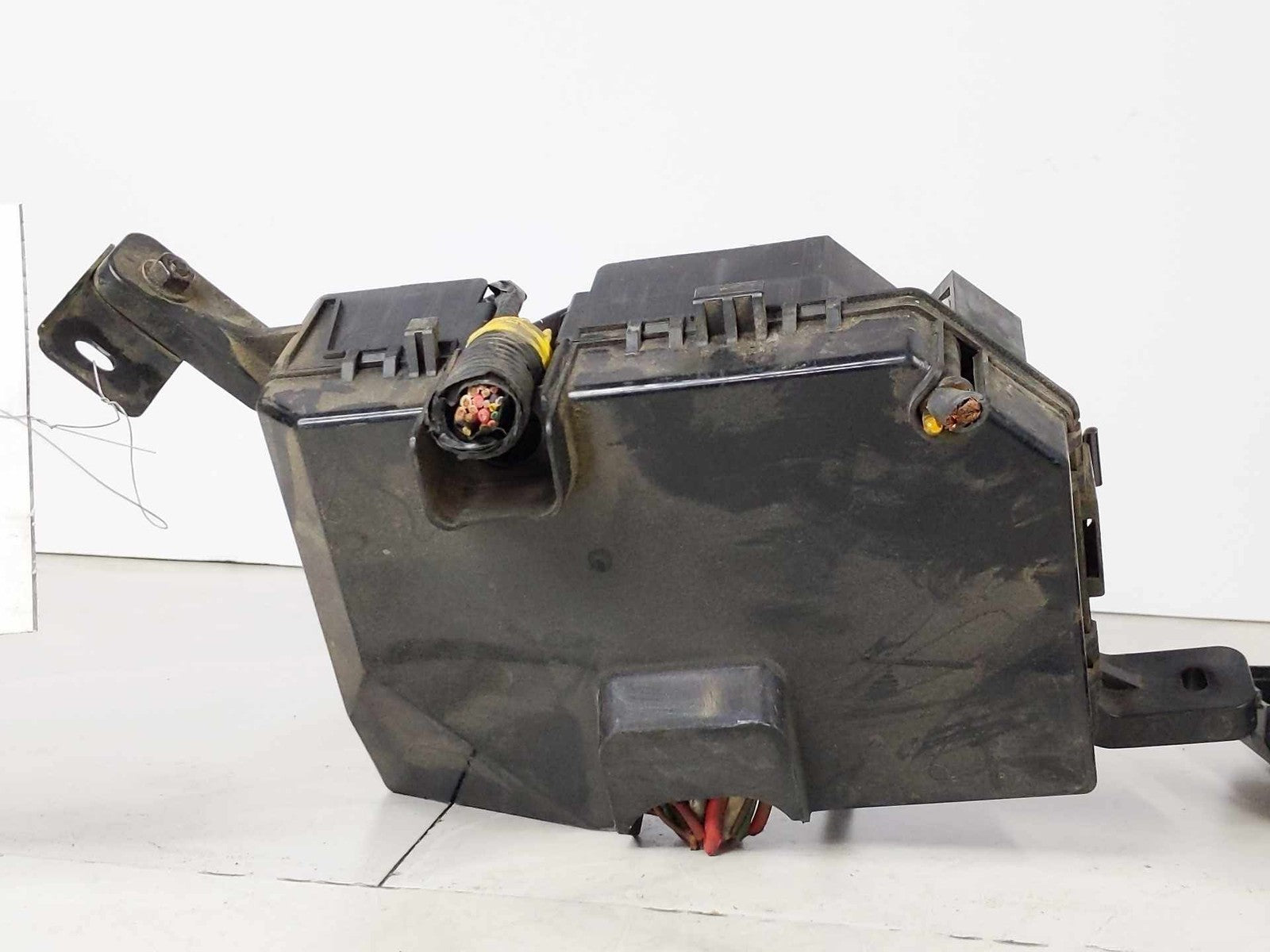 Engine Fuse Box HYUNDAI TUCSON 05 06 07 08 092