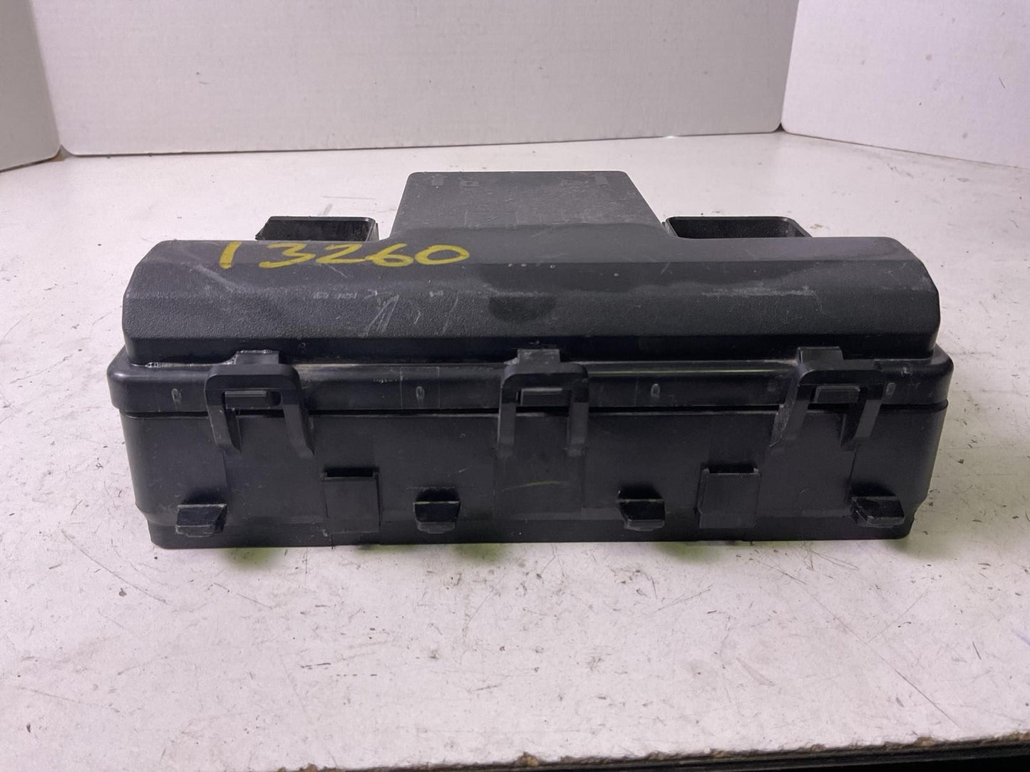 Engine Fuse Box FORD FUSION 17 18 19 201