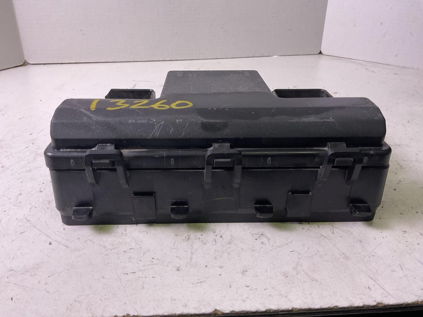 Engine Fuse Box FORD FUSION 17 18 19 201