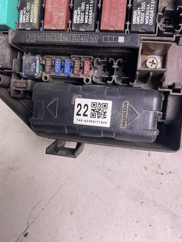 Engine Fuse Box HONDA ACCORD 08 09 10 11 121