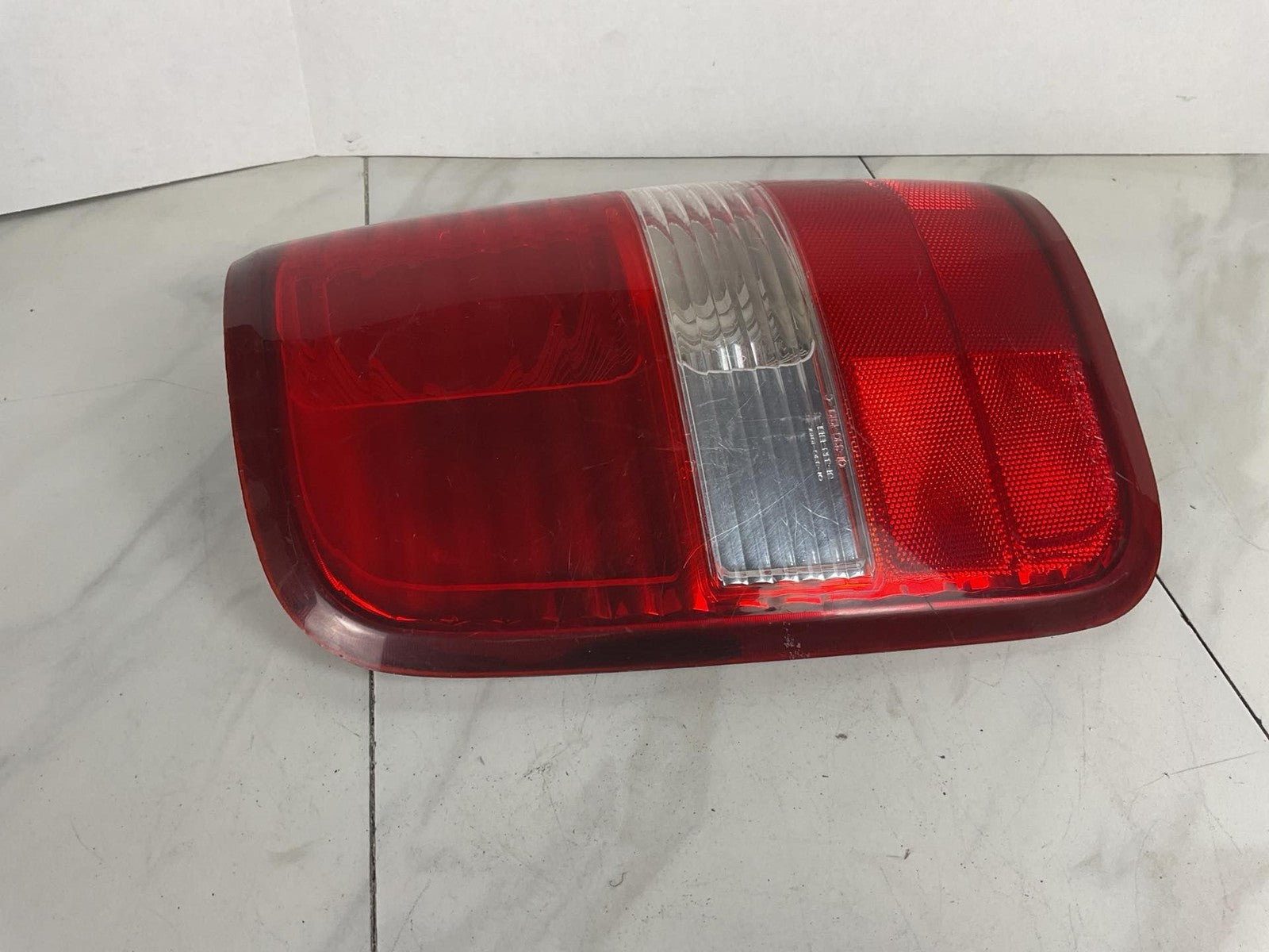 Tail Light Assembly FORD PICKUP F150 Left 04 05 06 07 08 090