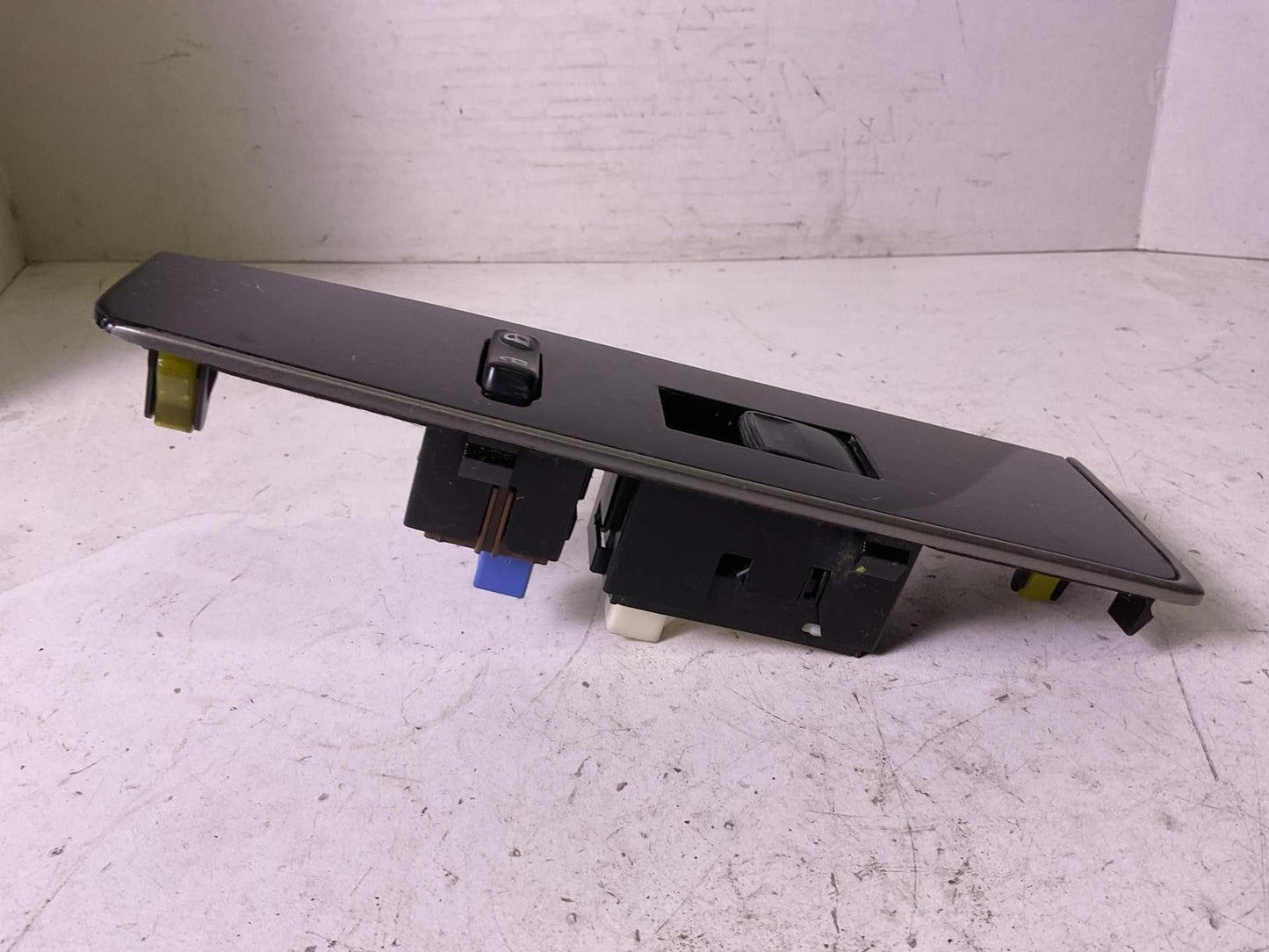 Door Switch Front LEXUS ES350 161