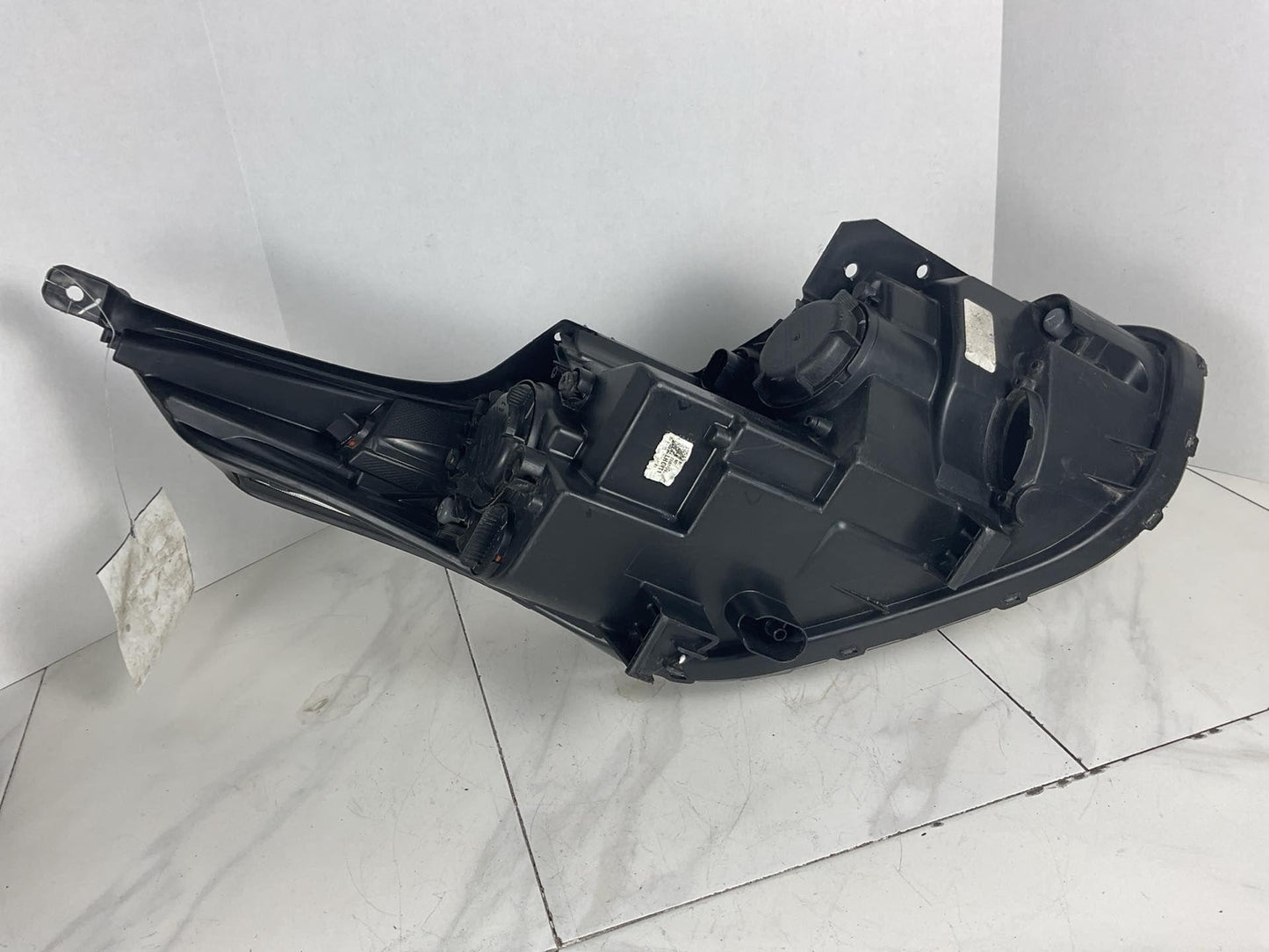 Left Driver Side Head Light Assembly 2019-2021 KIA FORTE2