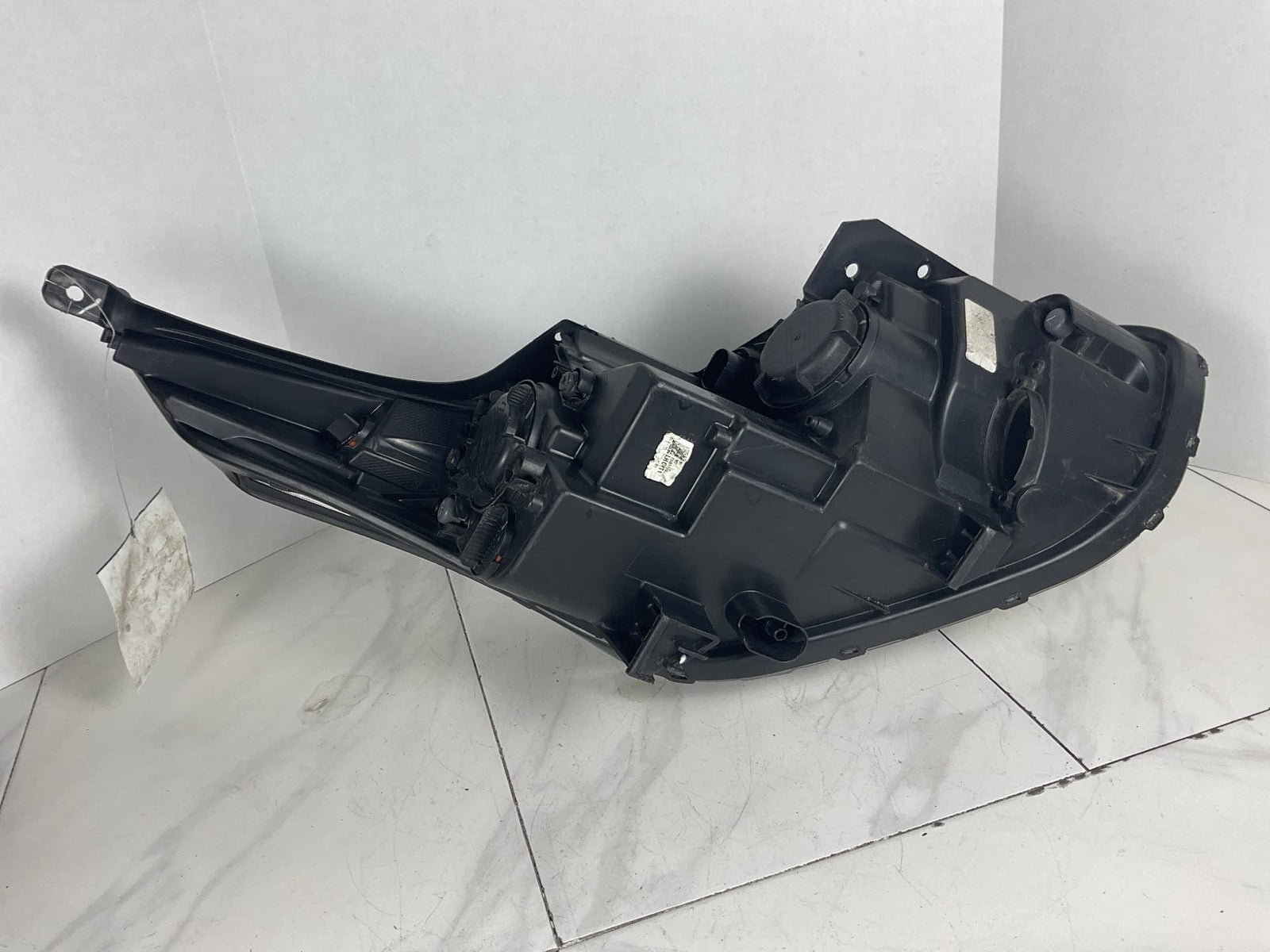 Left Driver Side Head Light Assembly 2019-2021 KIA FORTE2