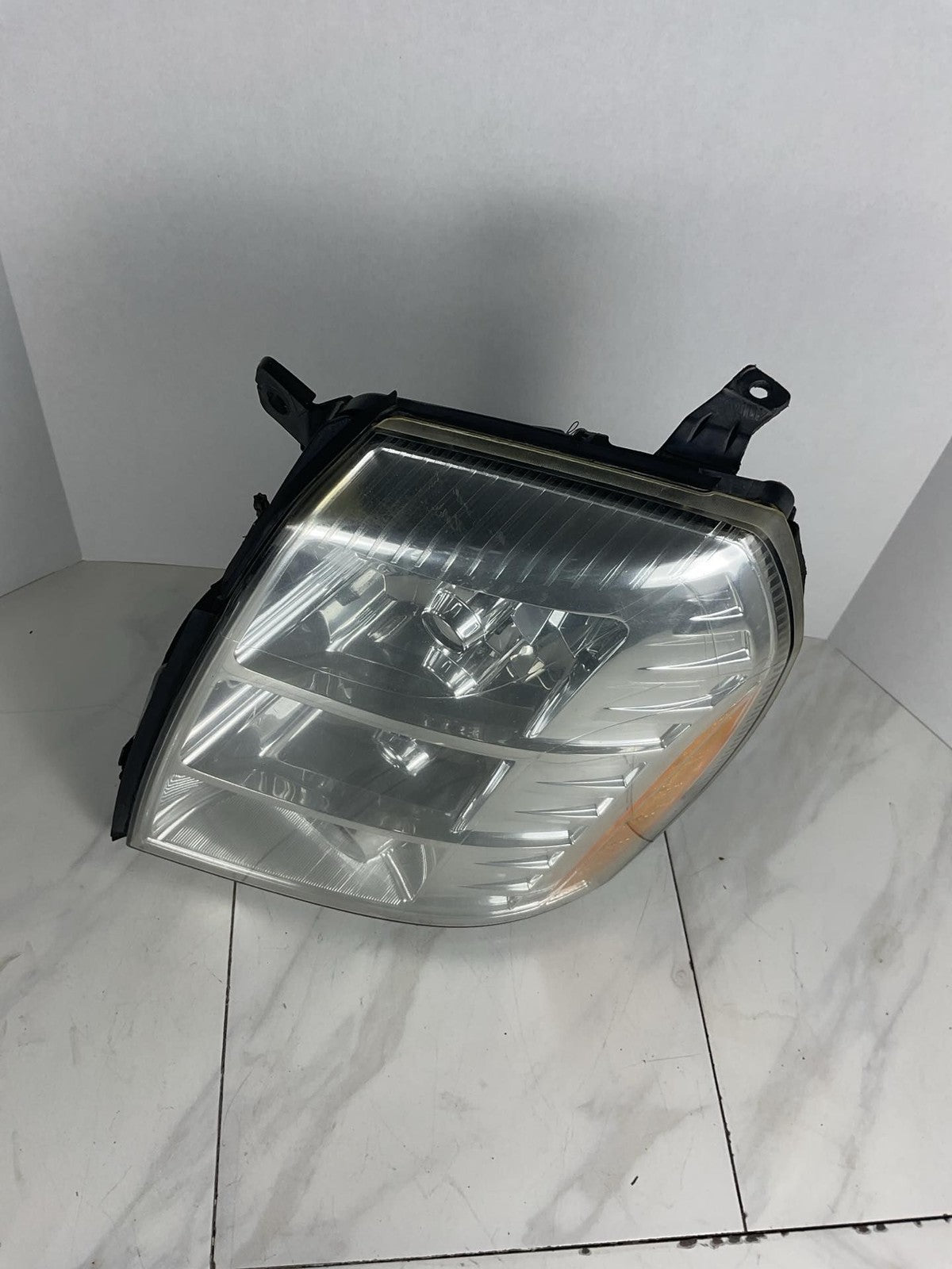 Headlamp Assembly ESCALADE ESV Left 09 10 11 12 13 141