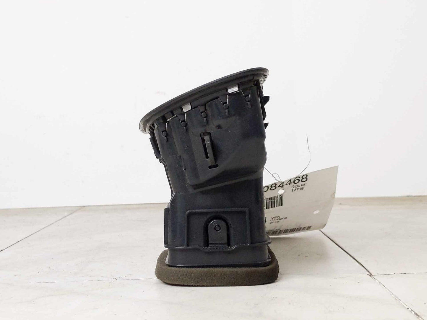 Air Cond./heater Vents CHRYSLER 200 153