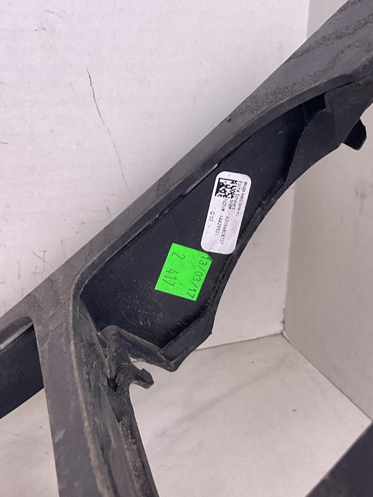 Front Console MERCEDES C-CLASS 17 182