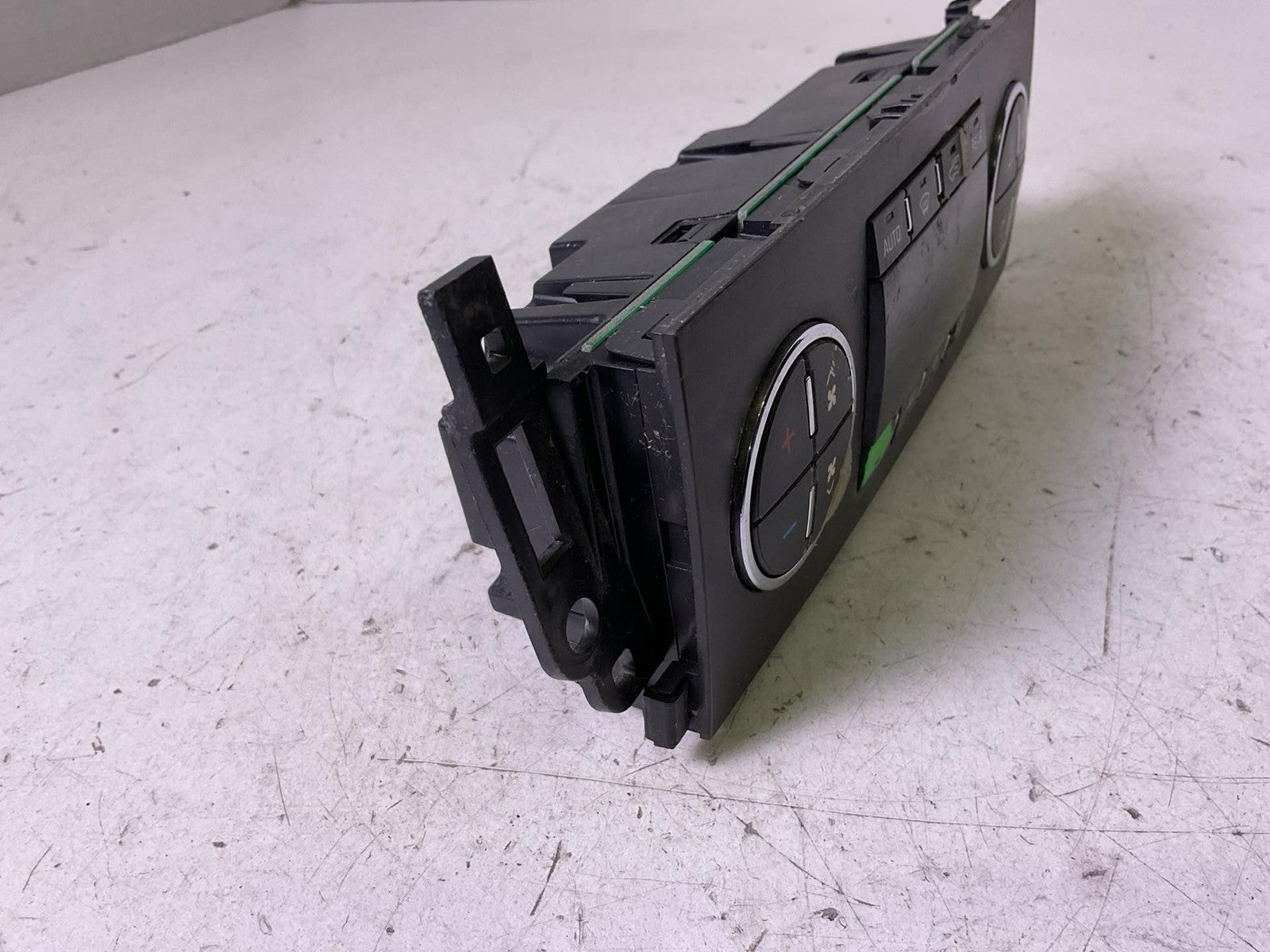 Heater A/c Control CHEVY TAHOE 12 13 141