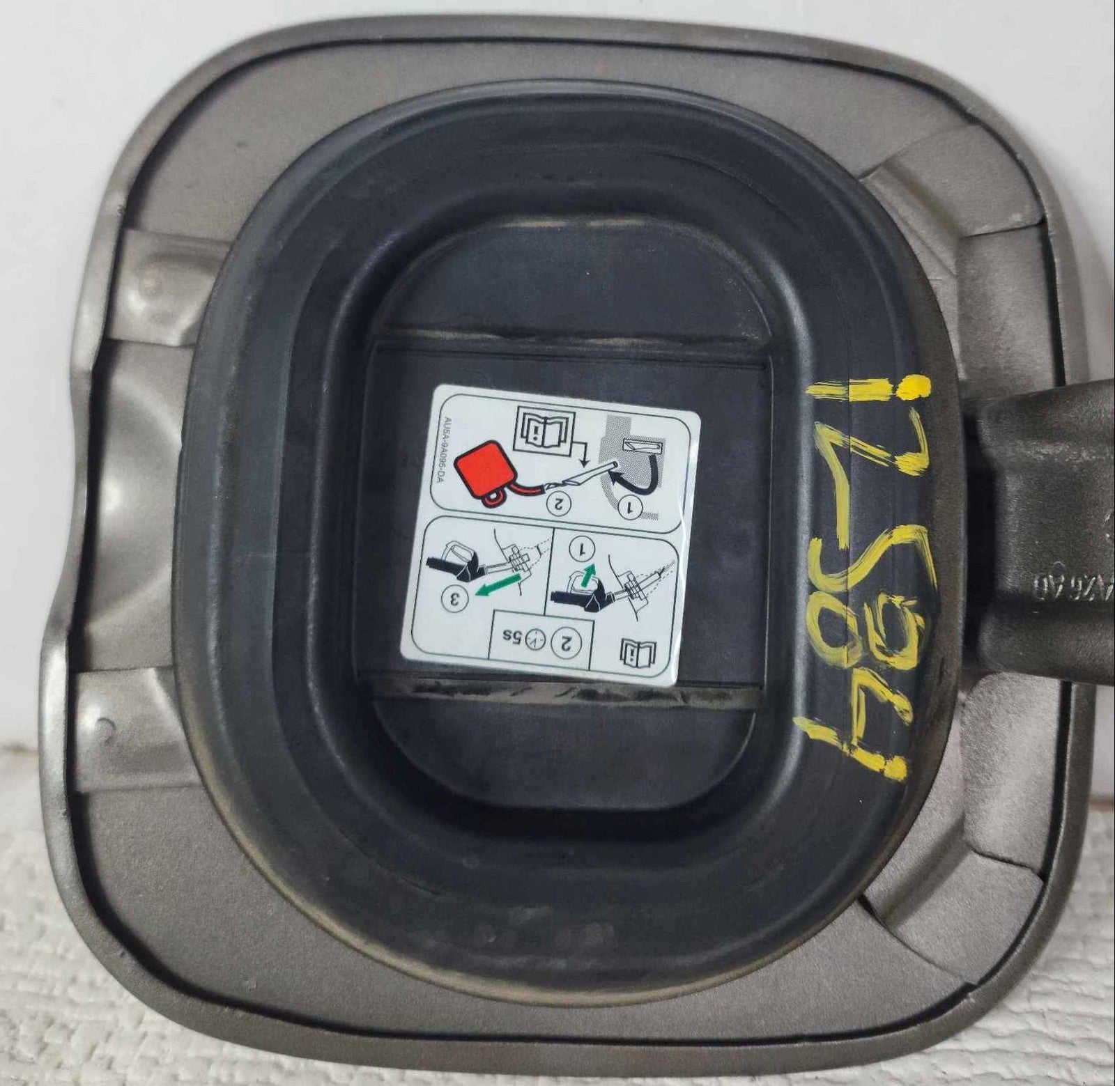 Fuel Tank Door FORD FLEX 09 10 11 12 13 14 15 16 17 18 194