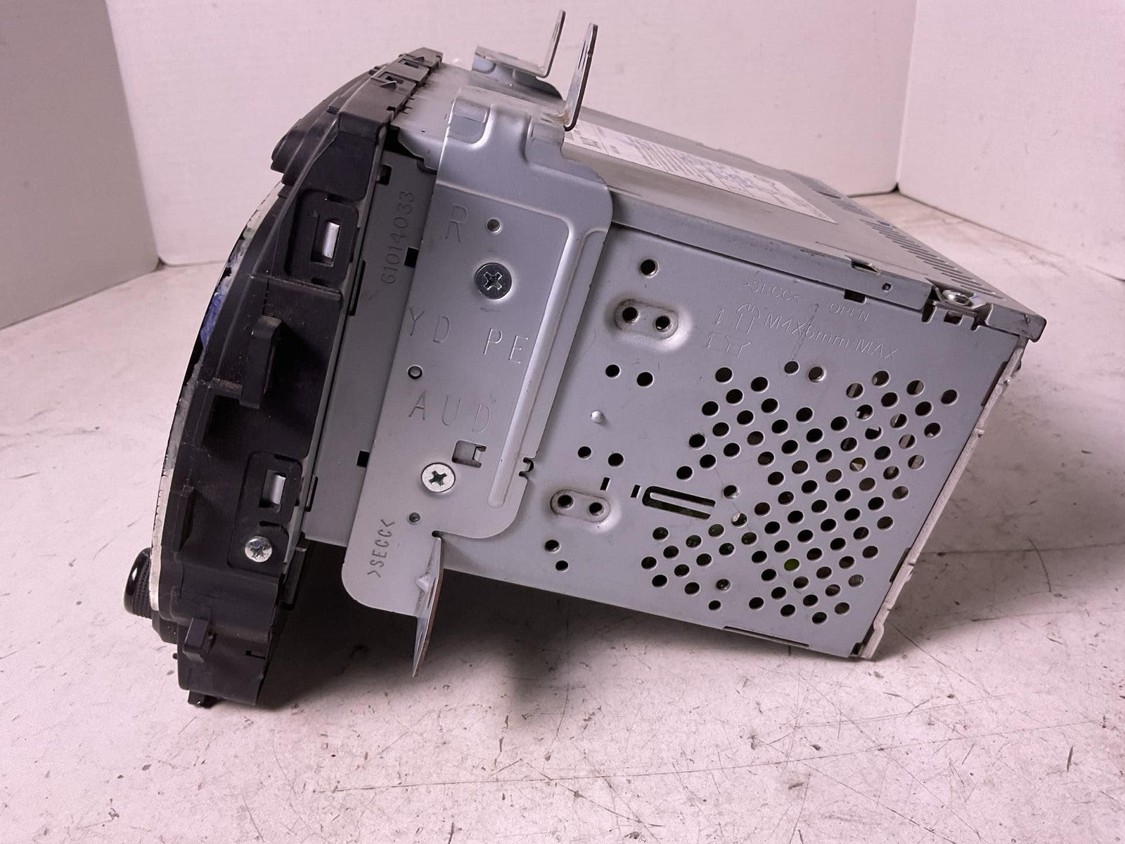 Audio & Visual Equip.(radio) KIA FORTE 17 183