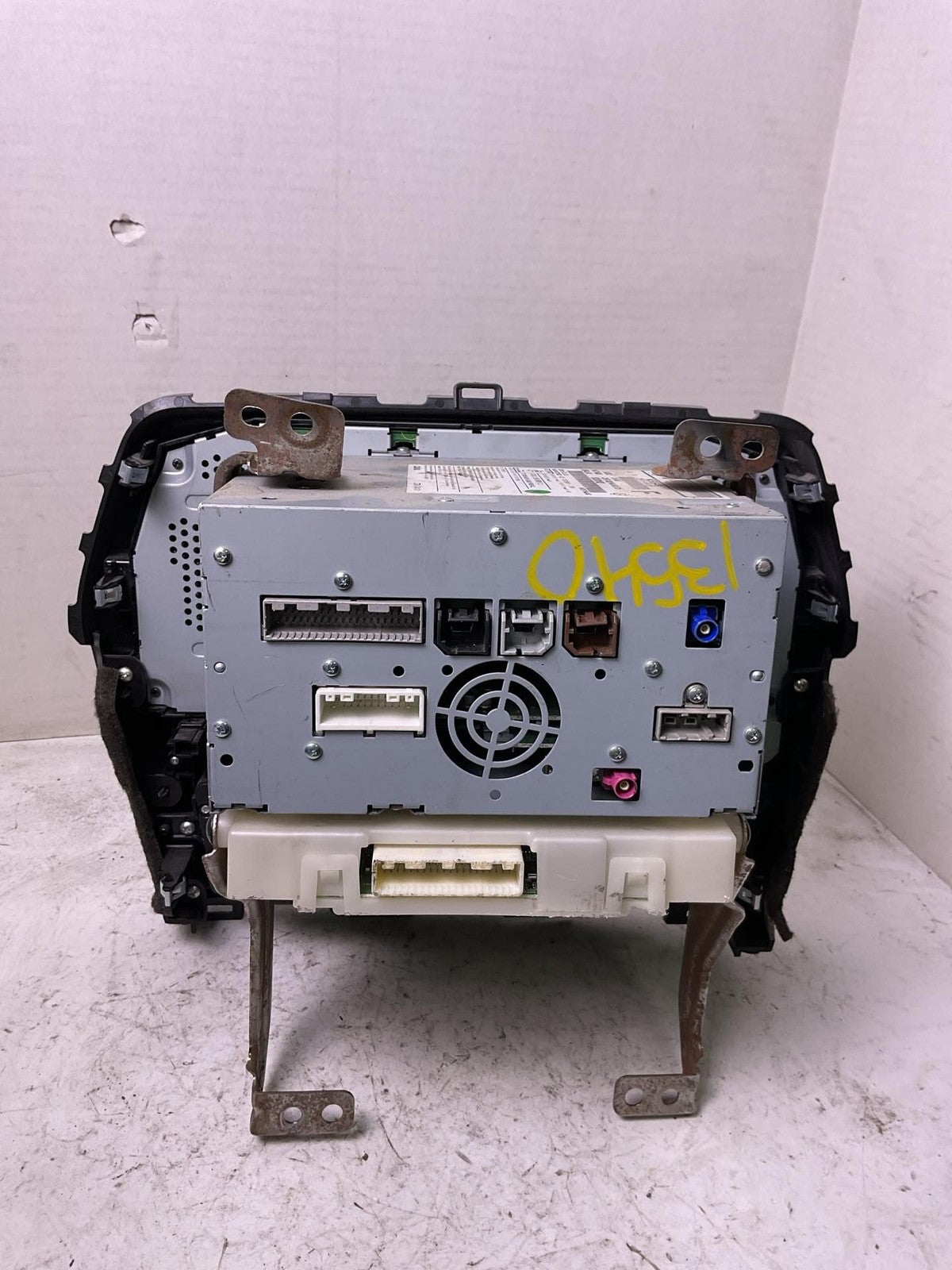 Audio & Visual Equip.(radio) NISSAN MAXIMA 161