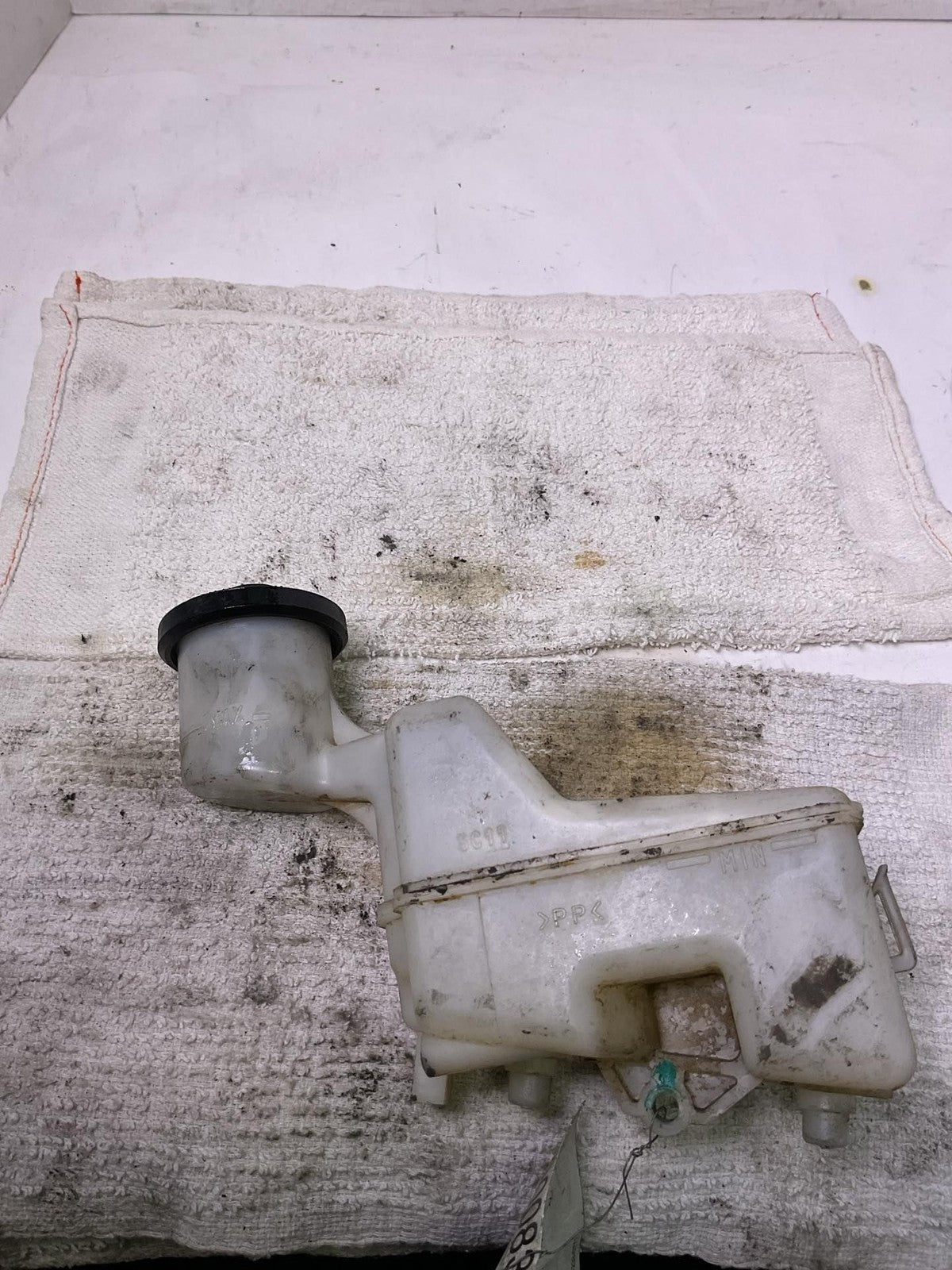 Master Cylinder TOYOTA COROLLA 04 05 06 07 081
