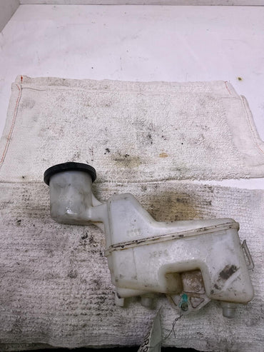 Master Cylinder TOYOTA COROLLA 04 05 06 07 081